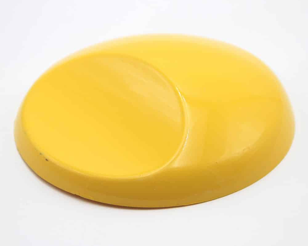 gloss yellow color