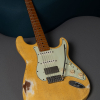 tv yellow guitarra